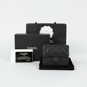 Caviar Skin Classic Bi-fold Wallet
